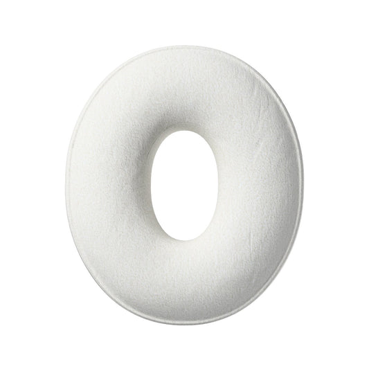 Poduszka literka O - biała