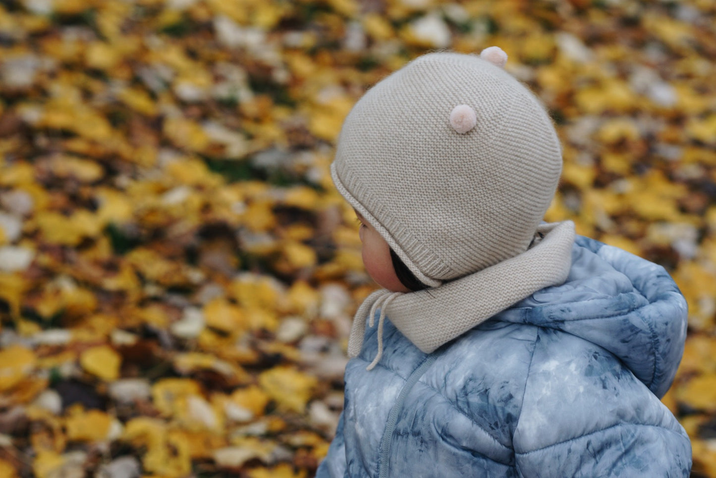 Kaszmirowa czapka dziecięca Misiaczek - brązowy