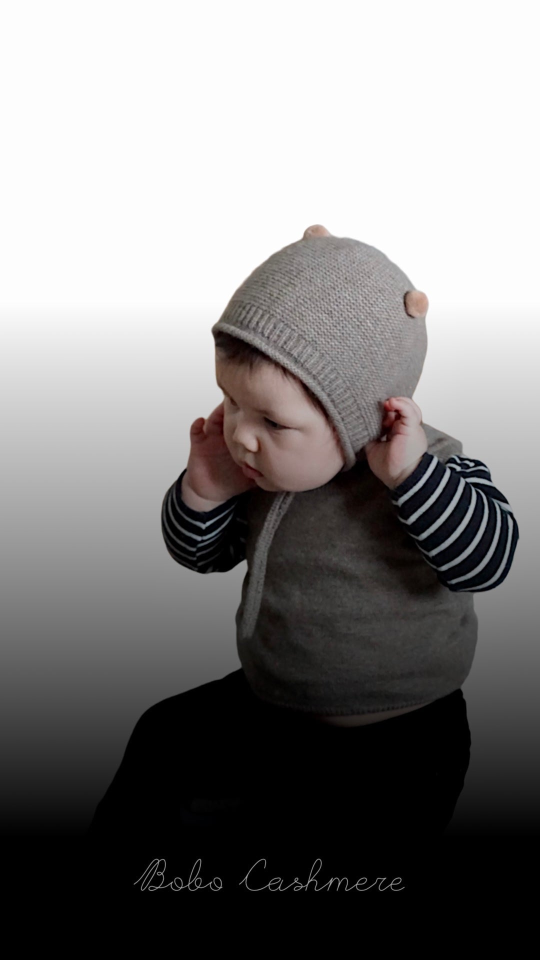 Kaszmirowa czapka dziecięca Misiaczek - Beżowy