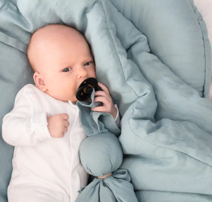 Przytulanka dla niemowląt lniana – kolor morski