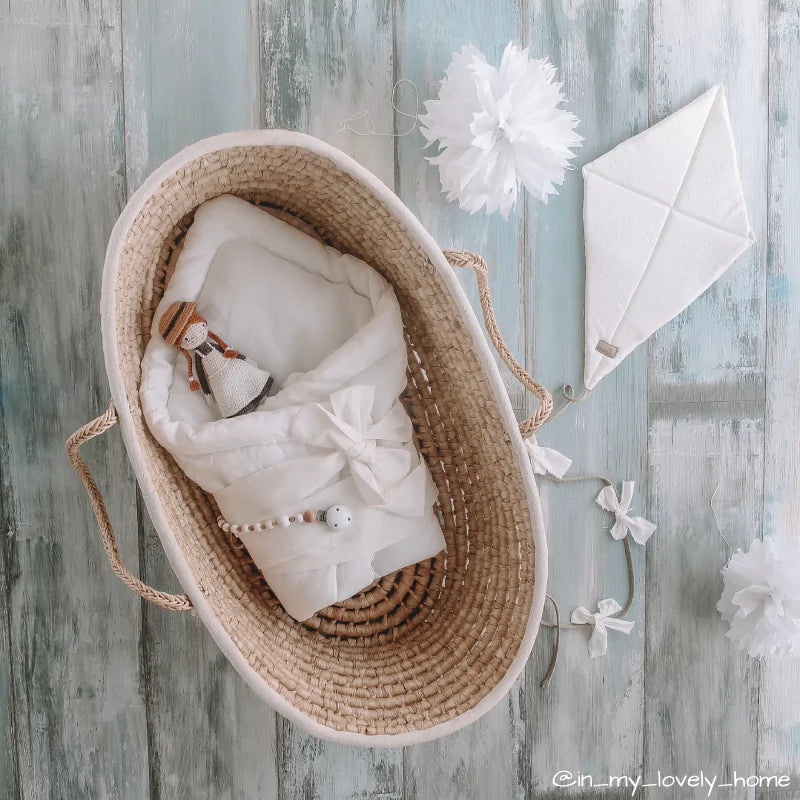 Rożek niemowlęcy wiązany z lnu – kolor morski